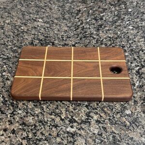 Checked Wooden Cutting Board with Grid Design NEW